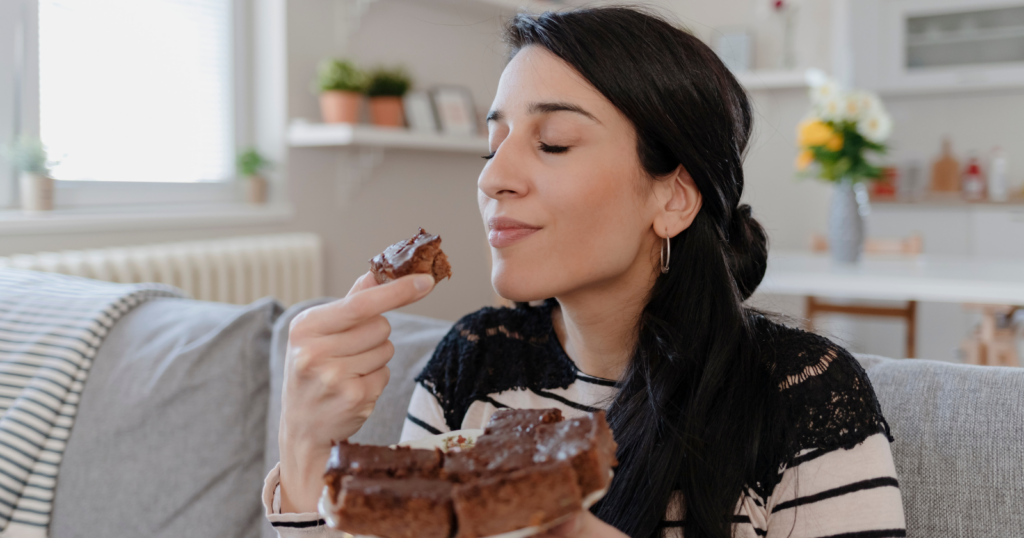 10 spiritual meanings of eating cake in a dream list)